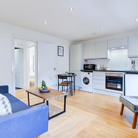 Wonderful Two-Bedroom Apartment Londres Exterior foto