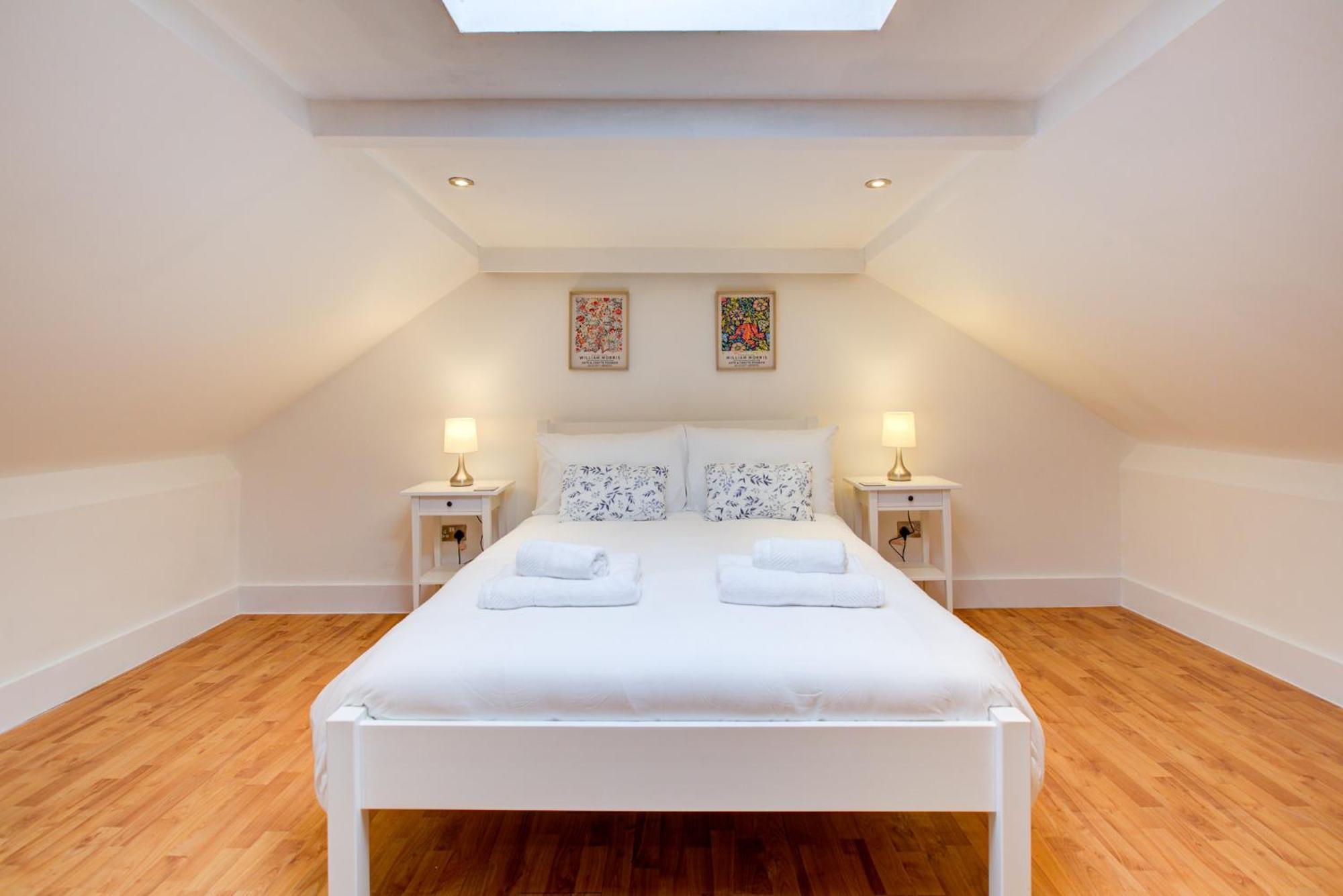Wonderful Two-Bedroom Apartment Londres Exterior foto