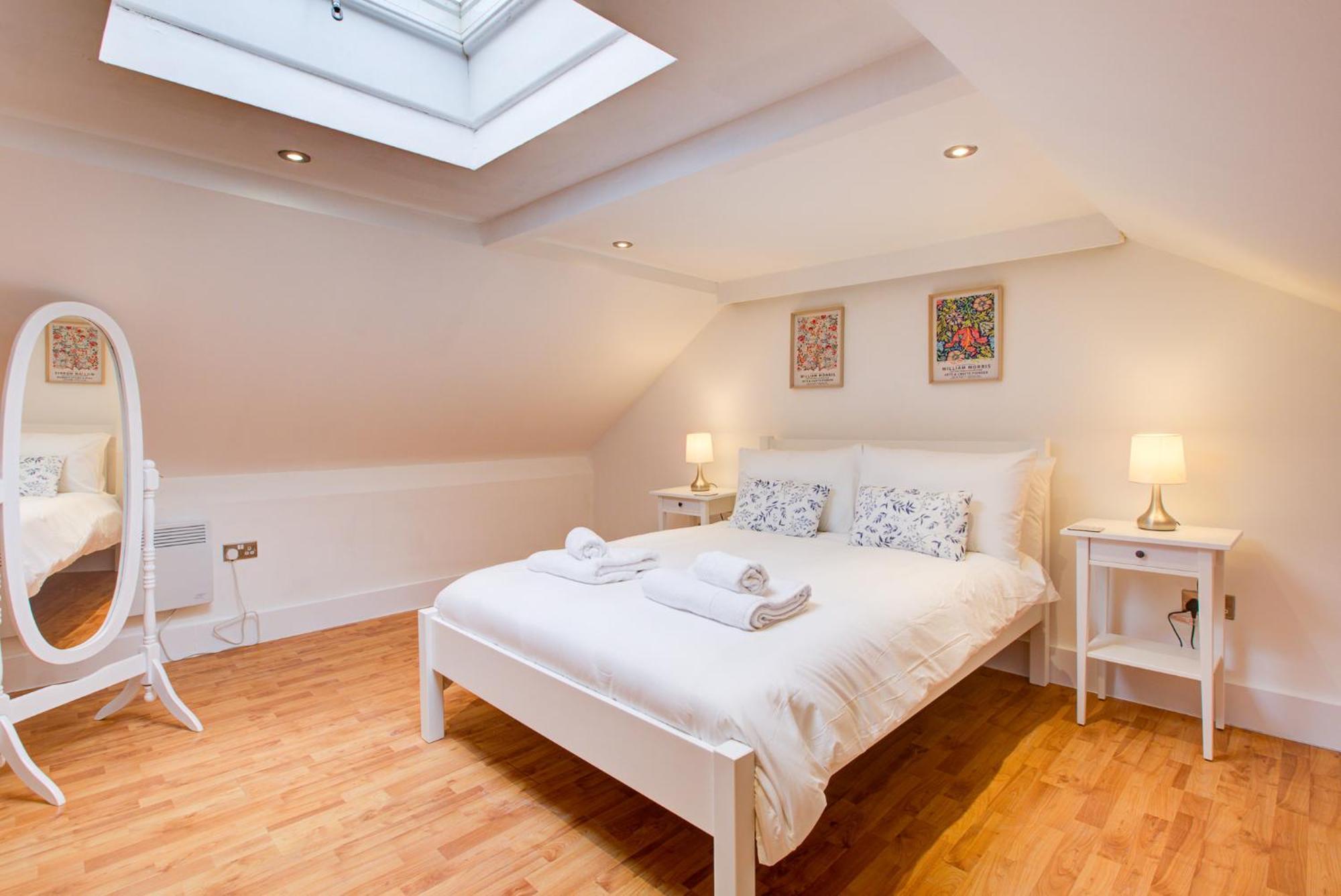 Wonderful Two-Bedroom Apartment Londres Exterior foto