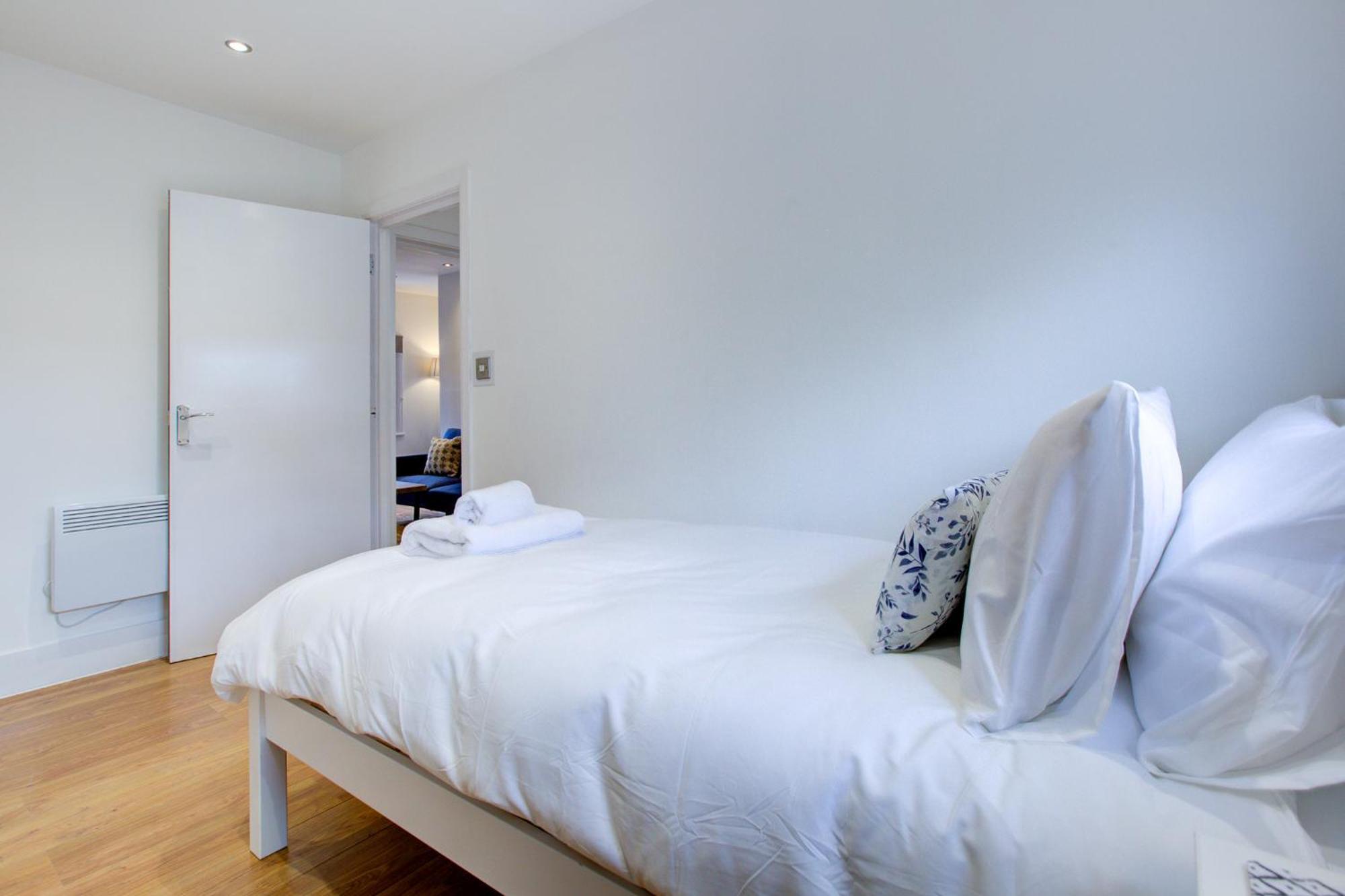 Wonderful Two-Bedroom Apartment Londres Exterior foto
